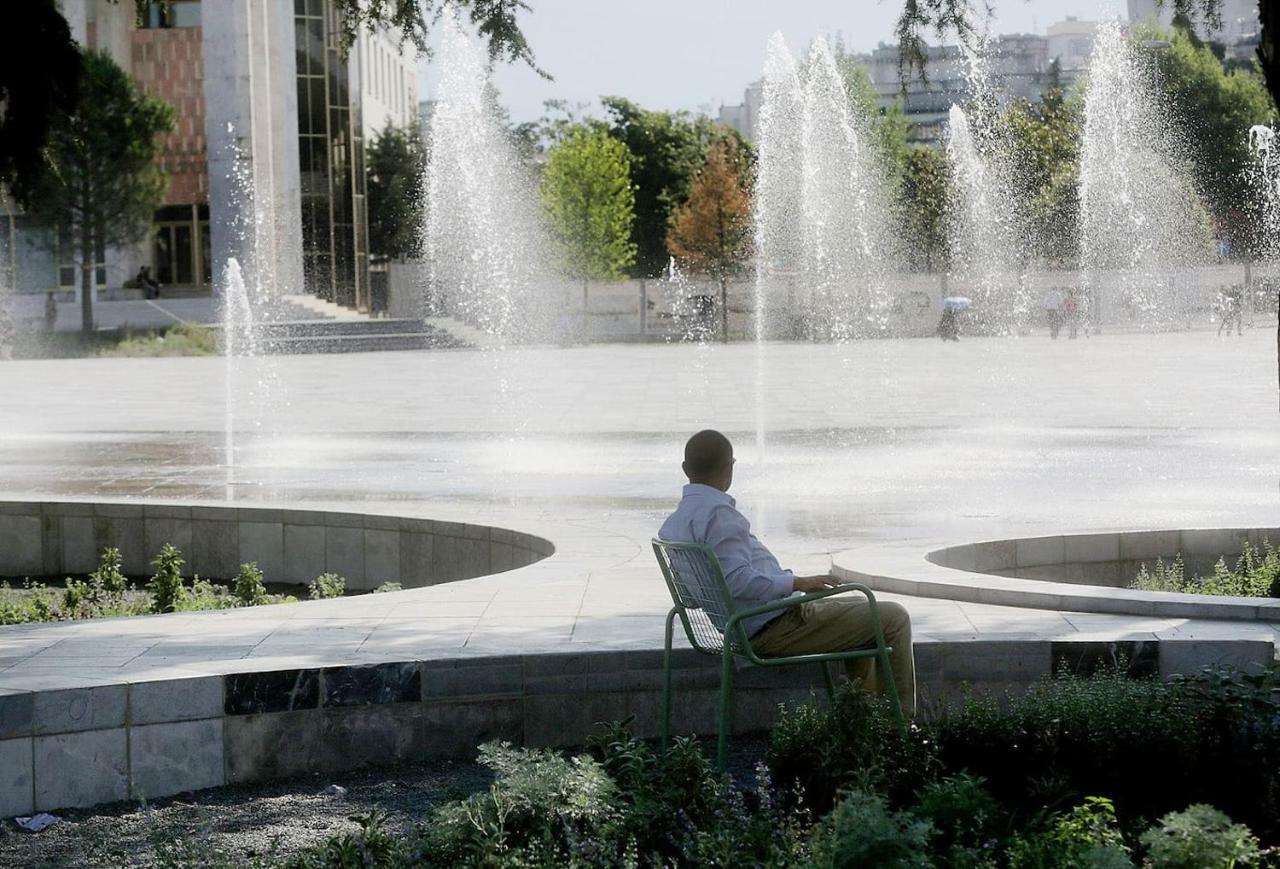 "Tata'S Home"! Tirana Exteriör bild